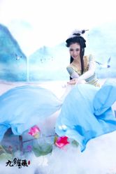 莲台咏1-九月鹰飞汉服摄影工作室