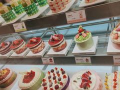 -罗森尼娜(德思勤店)