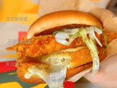 芝芝酪酪堡-麦当劳(开萝大道店)