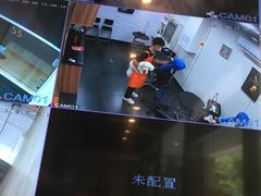 -八公叔叔宠物美容连锁(春申店)