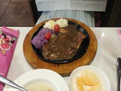 -豪客来牛排(中央花苑店)