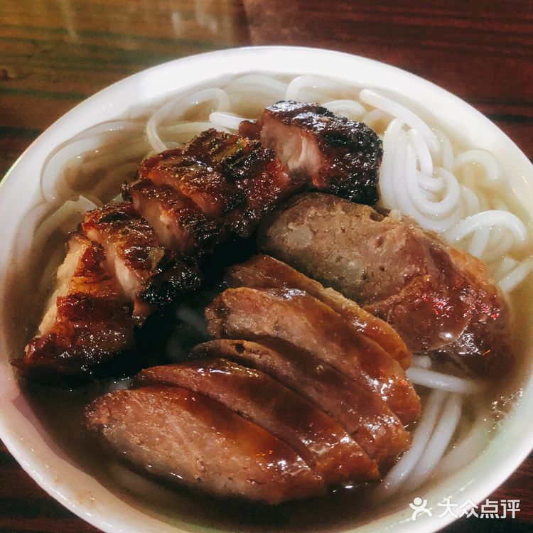 厚街老字号烧鹅濑粉