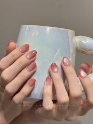 -花岐款式专研健康美甲沙龙