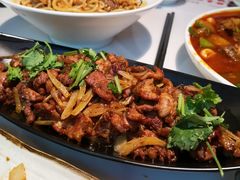 茄子小炒肉-疆Jiang·新疆秘制料理