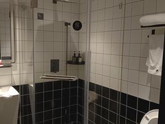 -一间森林酒店(上海人民广场店)