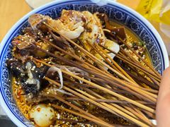 -大众跷脚牛肉馆·非遗传承单位(峨眉山店)