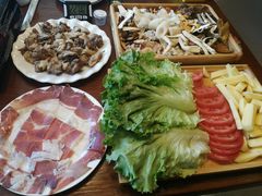 -宣威山野人家·云南菜·菌火锅(金碧店)
