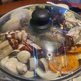 锦鲤天桥下超丰盛海鲜的锦鲤家海鲜鸡煲