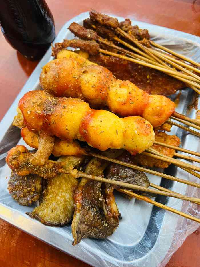 孟哥焖子(香洲店)-"周末又出来得瑟了,每次路过这焖子都好多人.