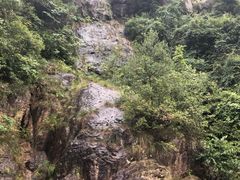 -安吉龙王山峡谷漂流