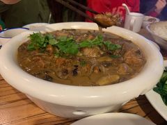 小鸡炖蘑菇粉条-關東雪东北菜(中庚漫游城店)