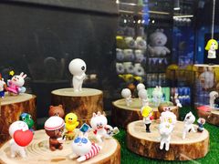 -LINE FRIENDS Garosu-gil Flagship Store
