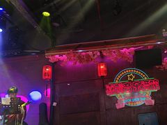 -喜鹊音乐酒馆(西街店)