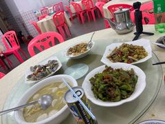 -湘里湘亲饭店(闸坡店)