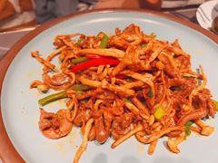 蘑菇炒鸡杂-富临轩私房菜(集庆门大街店)