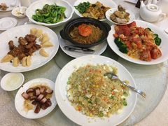 -麒麟山景大酒店岭南汇海鲜酒家(沙井店)