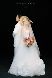 -喜爱高定婚纱摄影