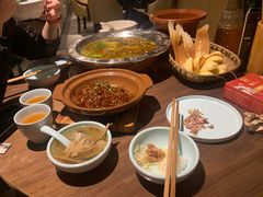 -有红鸡毛店·川菜(建设路店)