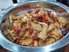 -湖南人家湘菜馆(镇江路店)