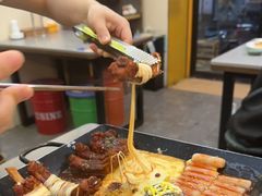 -豚妈妈汤饭·部队锅(南京东路店)