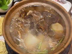 -阿润打边炉·鲜切鸡煲(华漕店)