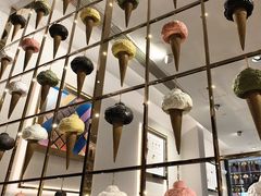 -VENCHI 闻绮(上海佛罗伦萨小镇店)