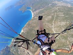 -费特希耶滑翔伞