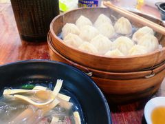 鲜肉小笼-南翔饭店