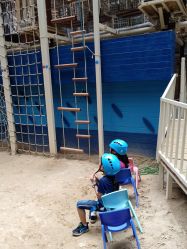 -PIPIKINGDOM皮皮王国欢乐号(欢乐海岸购物中心店)