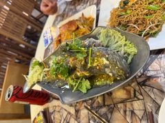 -两兄弟Song Pee Nong(2号店)