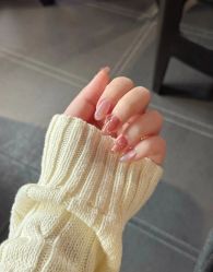 -猪猪女孩日式美睫美甲