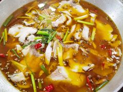 激情椒麻鱼-八张桌子(老店)