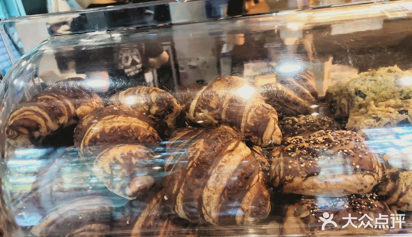 最正宗的德式烘焙 碱水包 Berliner甜甜圈