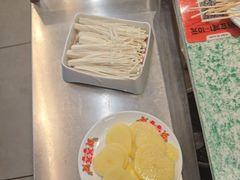 -肖婷姐大铁锅重庆火锅(南湖店)