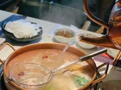 手捶生牛肉丸-牛村来人潮汕牛肉火锅(西单店)