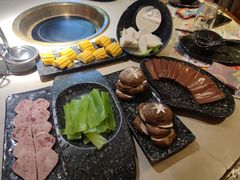 -新哥老官·畅吃123·美蛙世界(苏宁广场店)