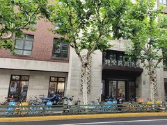 -上海市静安区图书馆(新闸路馆)