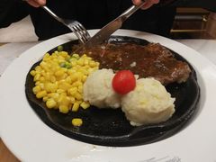 沙朗牛排套餐-豪客来牛排(天阳D32店)