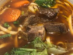 -康师傅私房牛肉面(马泉营奥莱店)