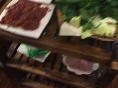 -憨石匠鲜菜土火锅(昆都店)