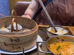 -龍堂蟹黄小笼包(万家丽店)