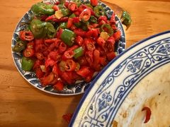 -赣南粉局·江西锅气炒米粉(南京西路店)