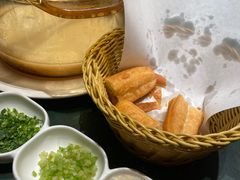 招牌胡椒汆鲜鱼汤-吉品小鲜Jhouse(陆家嘴中心店)