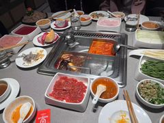 -海底捞火锅(宝龙广场夜宵主题店)