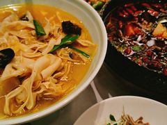 -雀蓝川菜(奥体广场店)