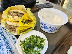 -穆得·老周家牛肉烧饼(普利街店)