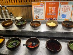 自助调料区-呷哺呷哺(悦方店)