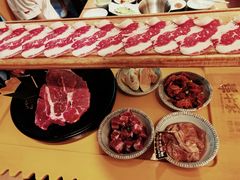 一米长盘牛五花-犟牛家·榴莲烤肉(五棵松店)