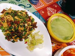 -楼兰古丽新疆菜(钟楼景观店)