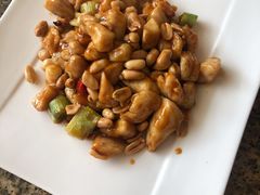 宫保鸡丁-東城故事·尋找姆媽的味道(玉兰路店)